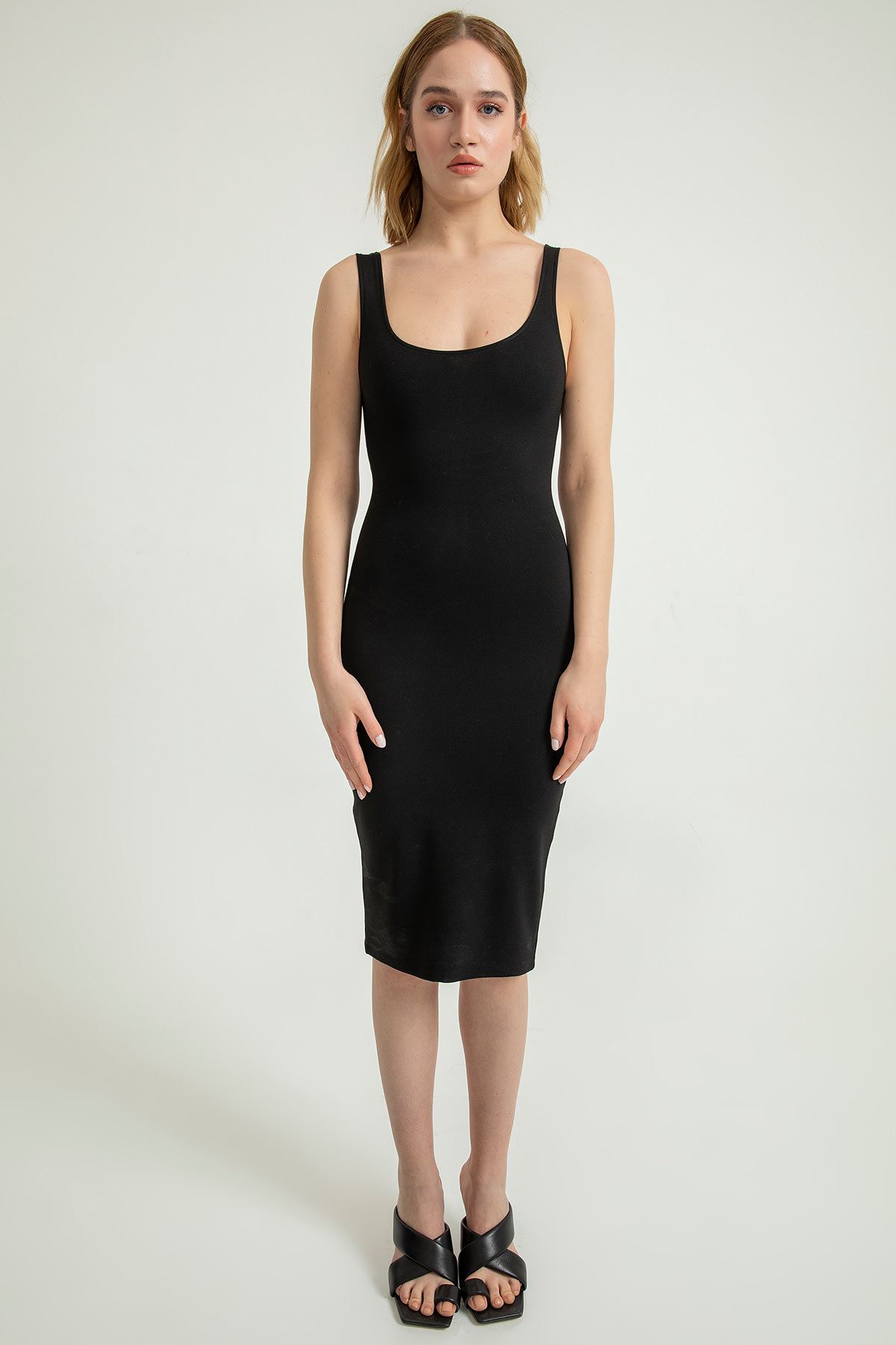 Kalın Askılı Kalem Elbise-Siyah