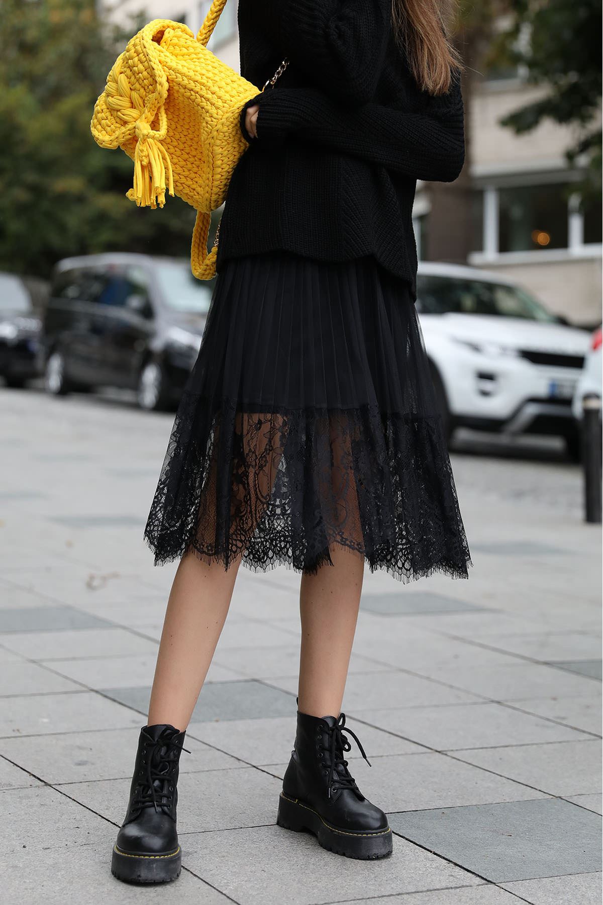 Dantel Detay Tül Etek-Siyah