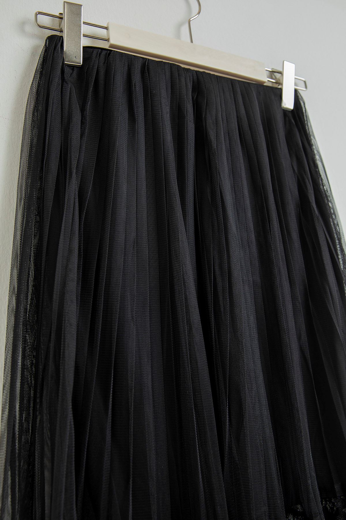 Dantel Detay Tül Etek-Siyah