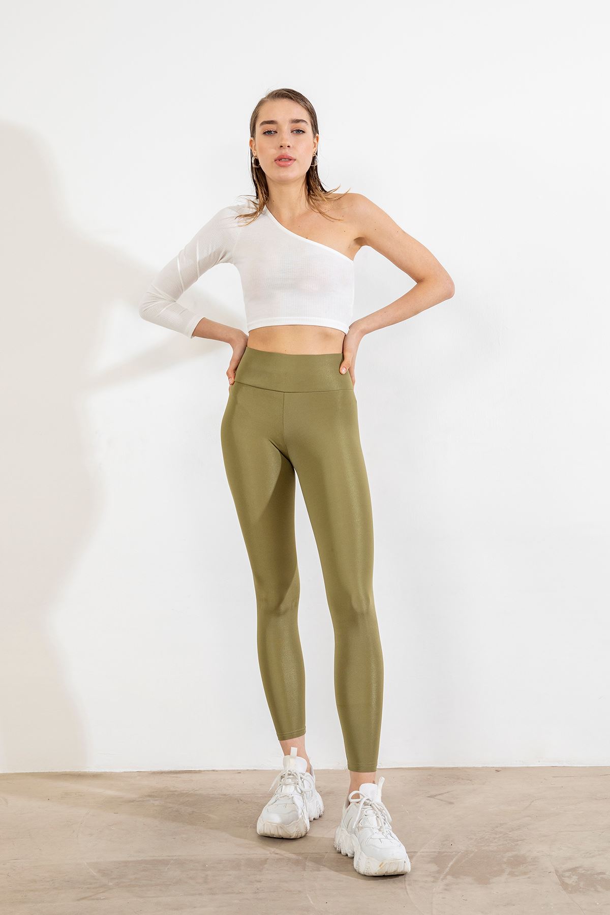 Geniş Kemerli Parlak Tayt-Yeşil