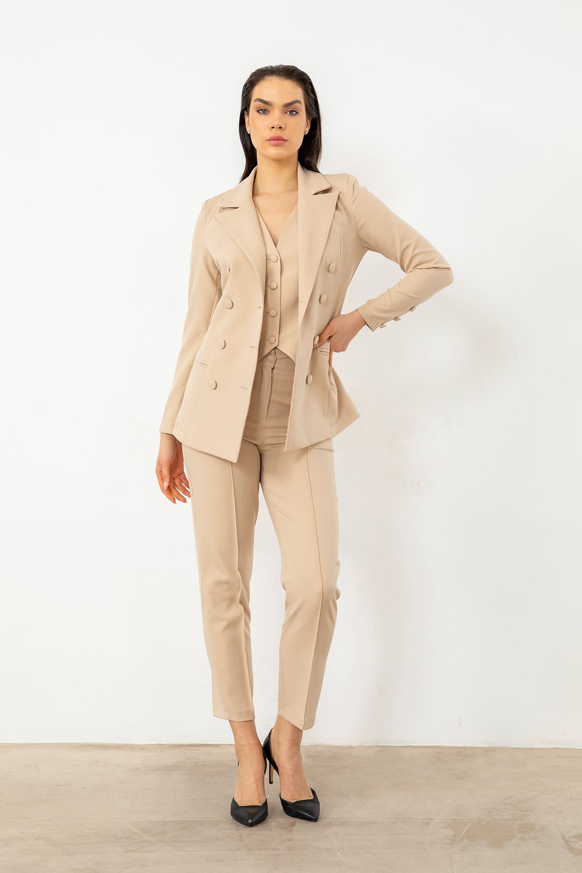 Yelekli Ceket Takım-Bej
