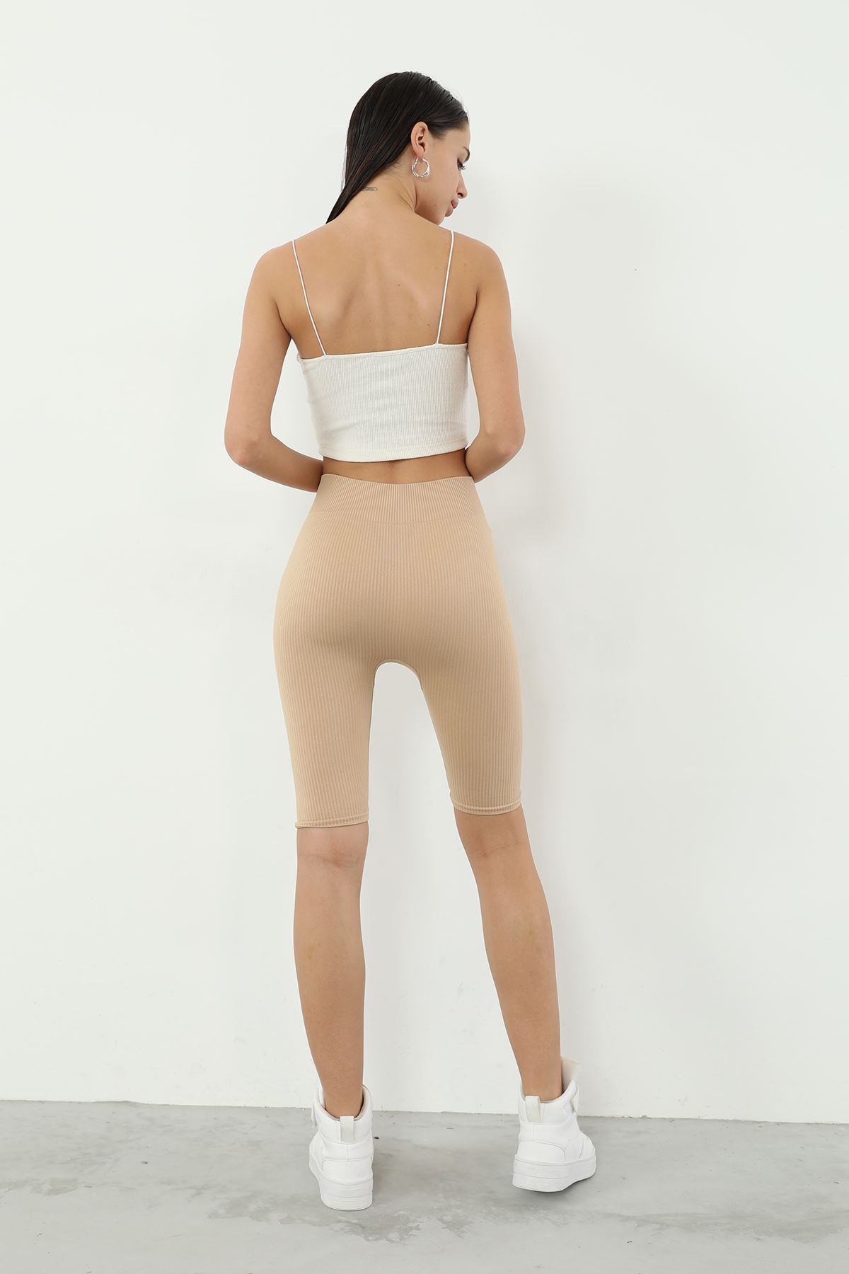 Dikişsiz Kısa Fitilli Tayt-Bej