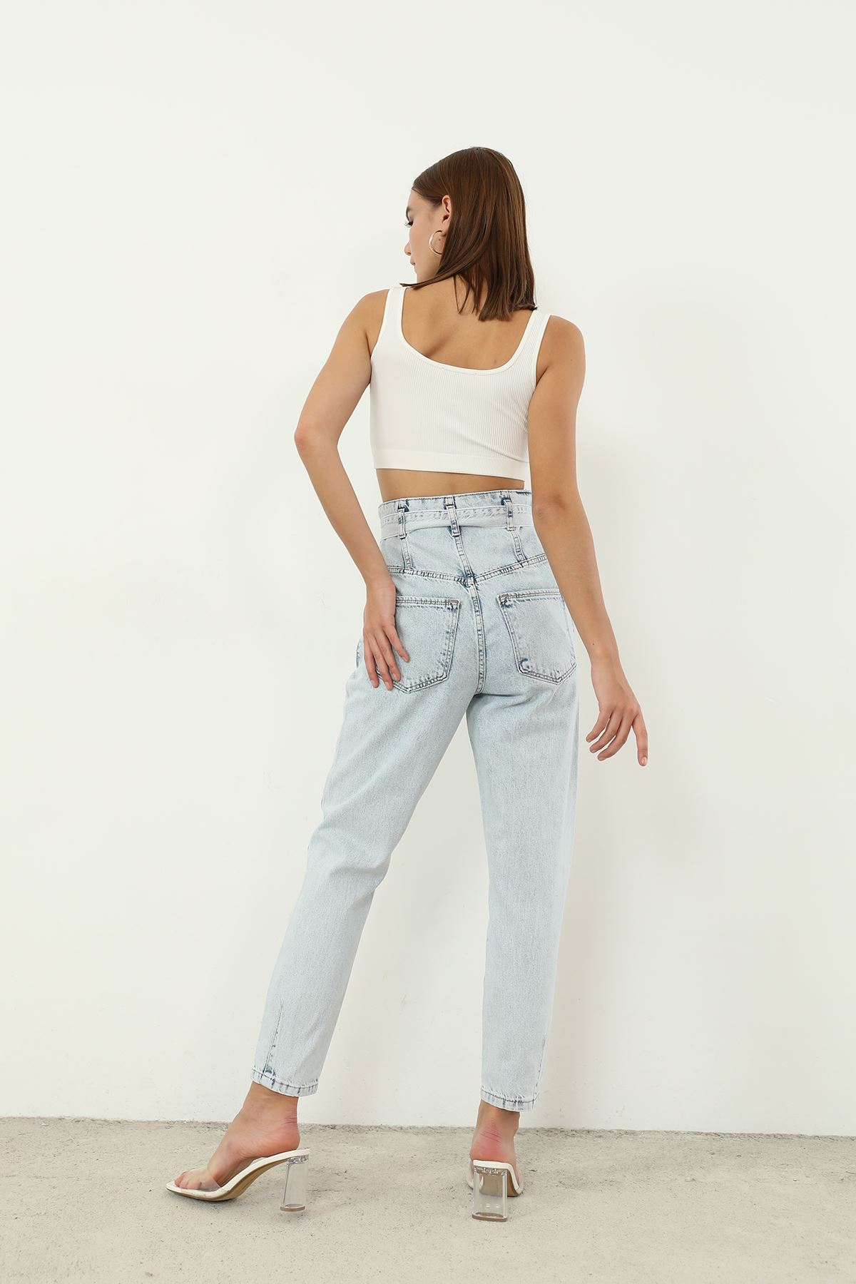 Kuşaklı Mom Jean Pantolon-Açık Mavi