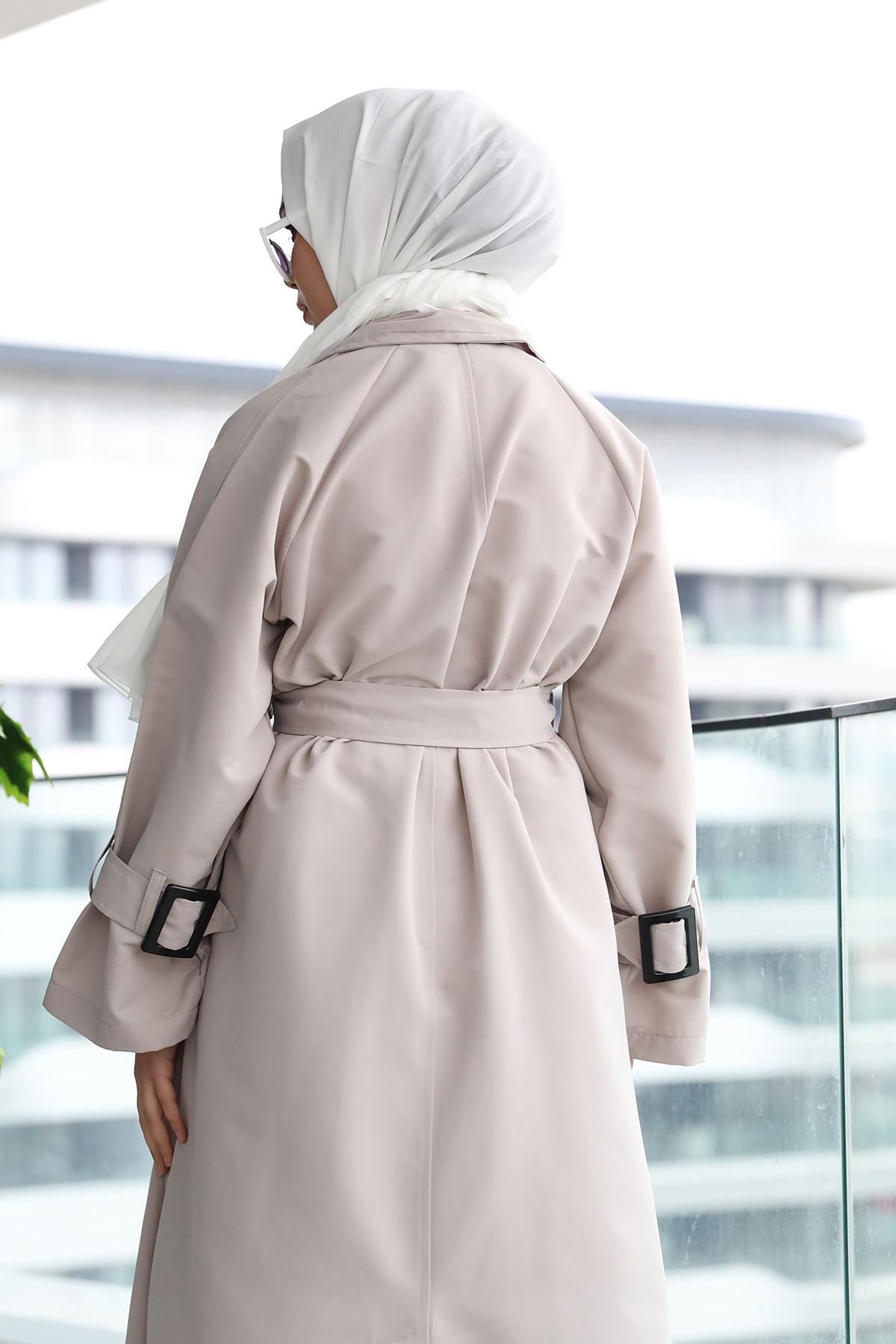 Kemerli Uzun Trençkot-Gri