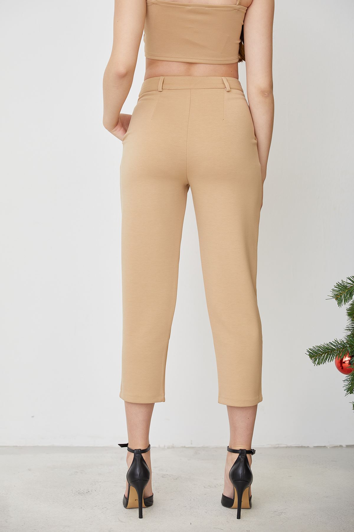 Havuç Paça Pantolon-Bej