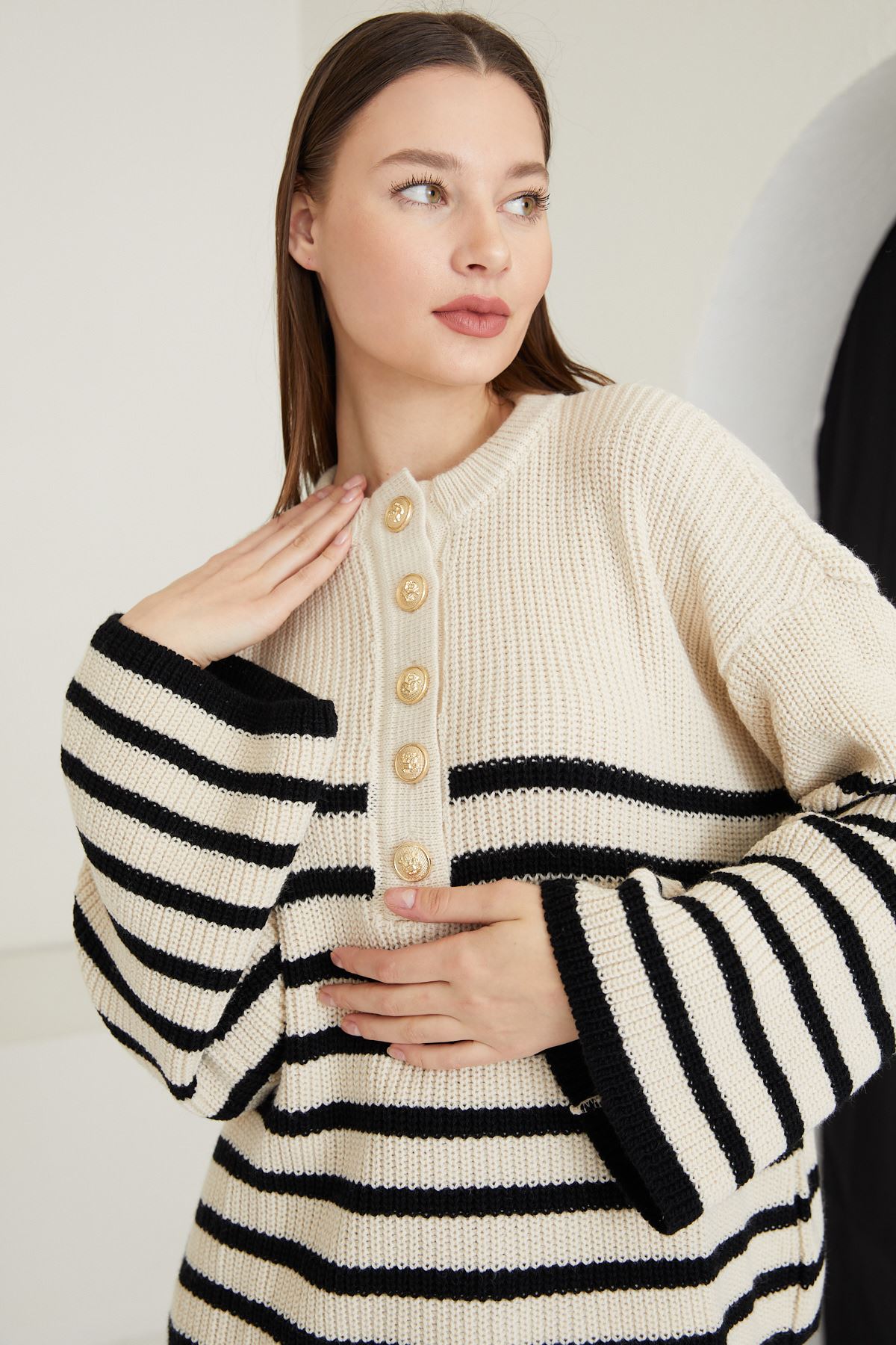 Düğmeli Triko Kazak-Ekru
