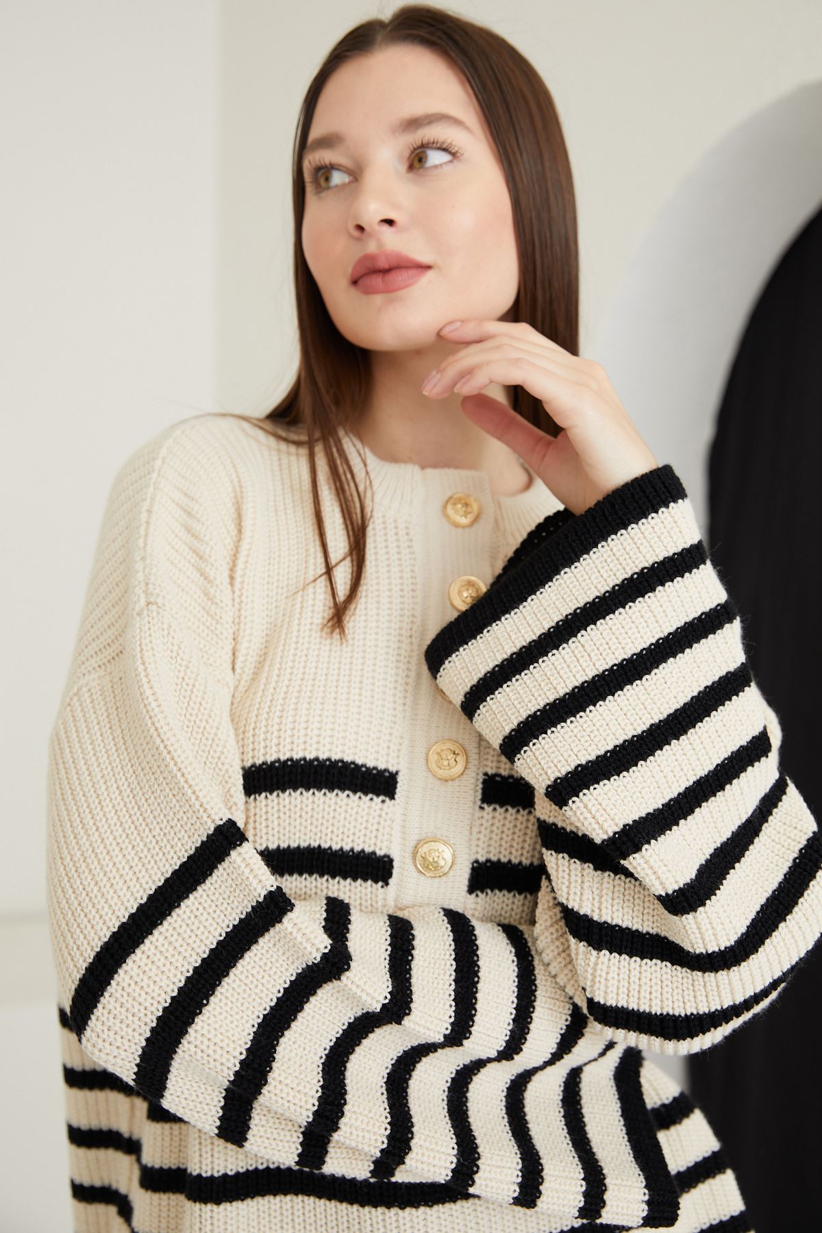 Düğmeli Triko Kazak-Ekru