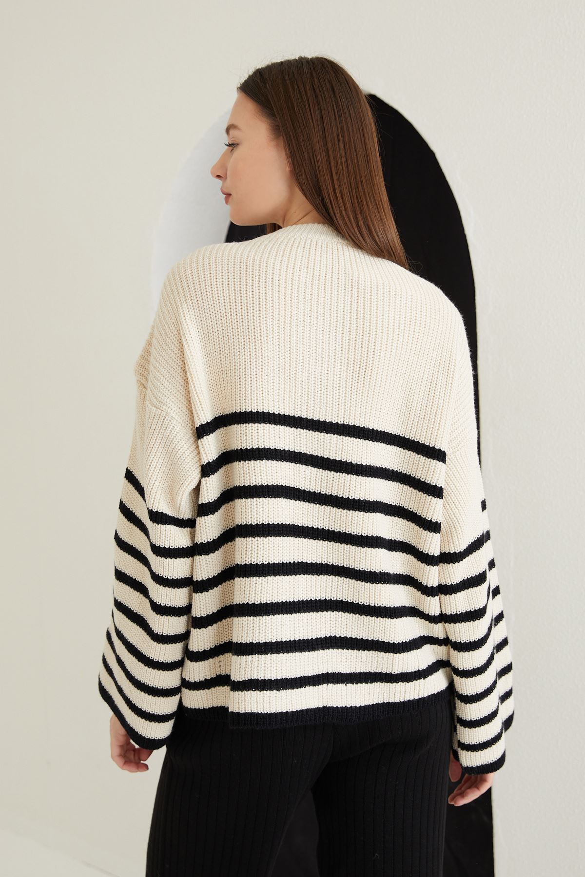 Düğmeli Triko Kazak-Ekru