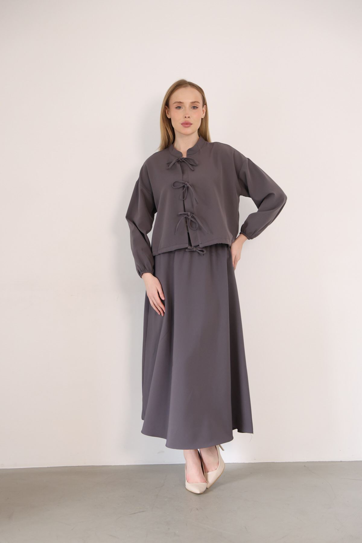 Üç Bağcıklı Etekli Takım-Antrasit