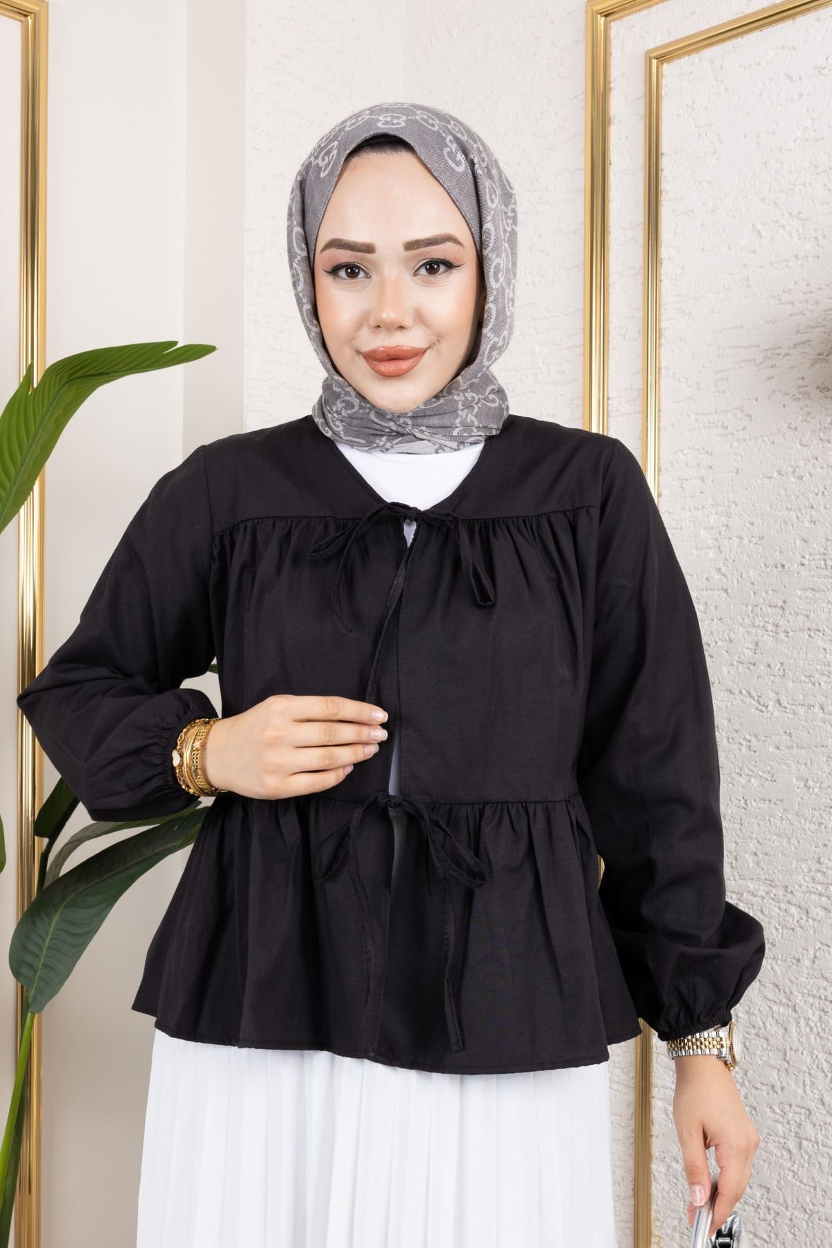 Ara Biyeli Ön Bağlamalı Tunik-Siyah