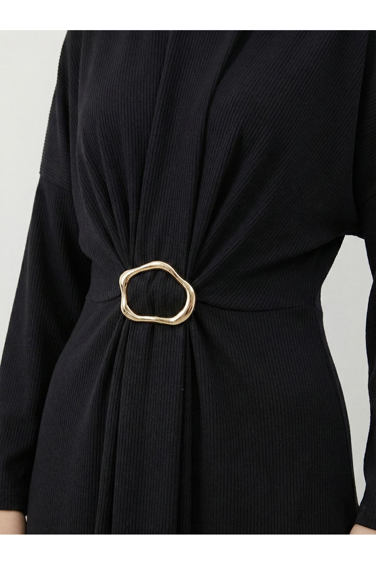 Toka Detay Elbise-Siyah