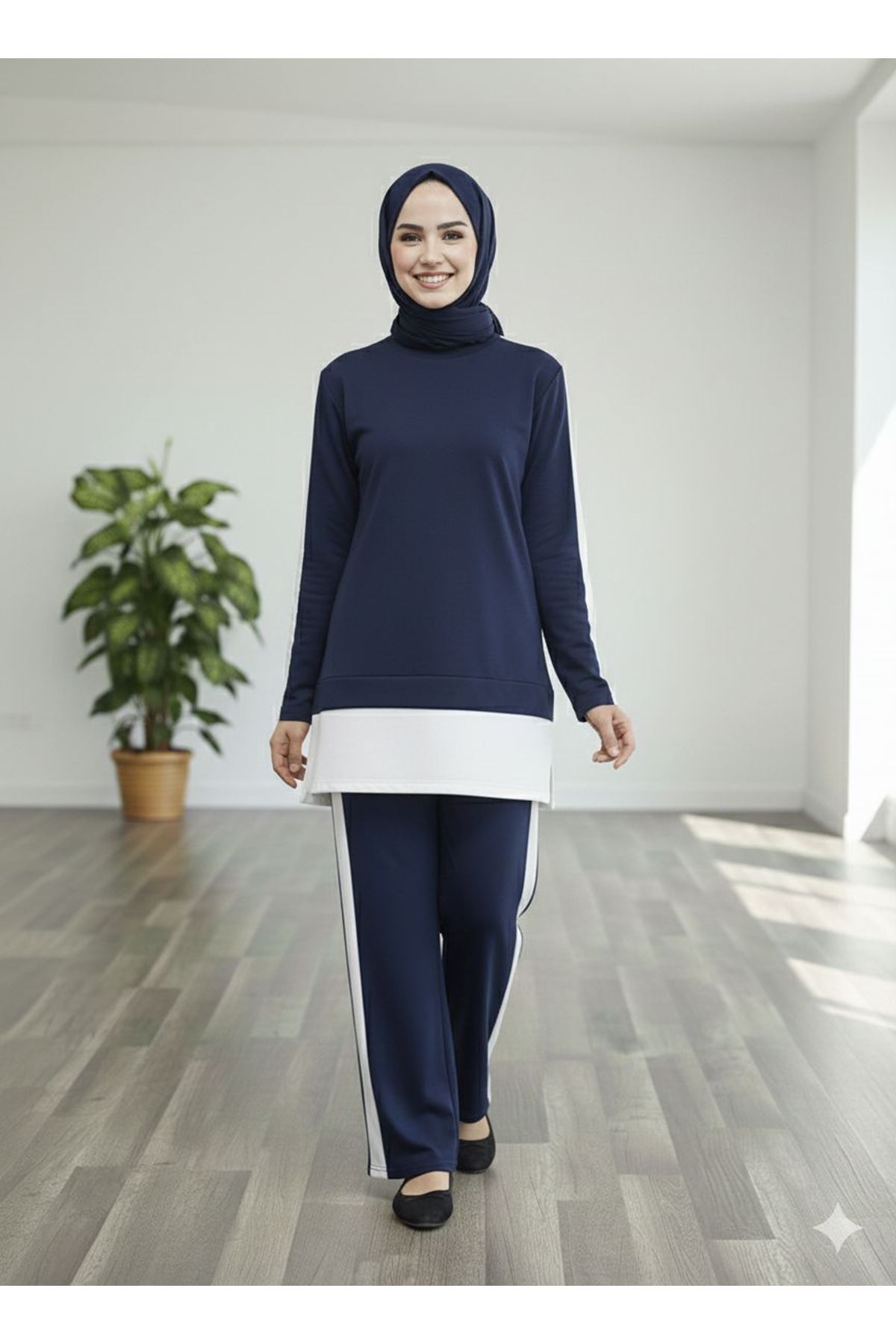 Garni Detay Pantolonlu Takım-Lacivert