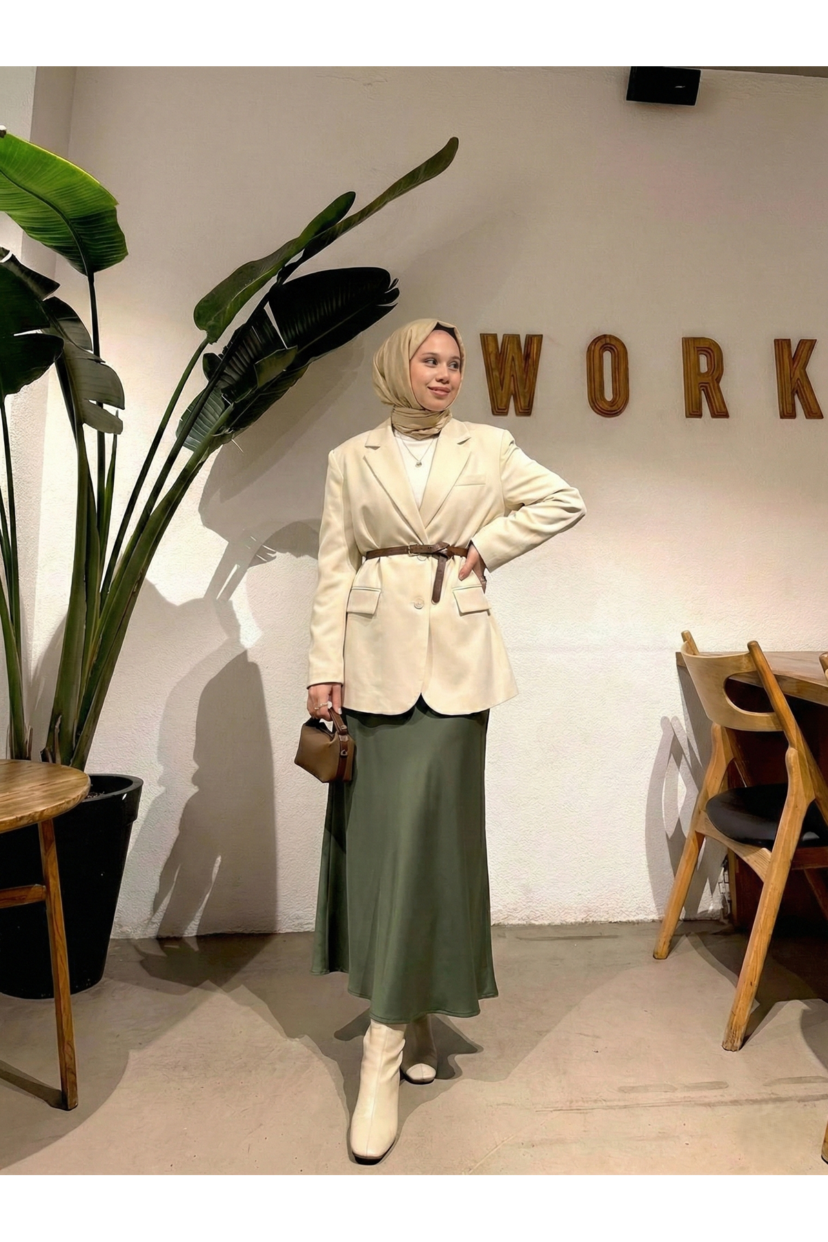 Fermuar Detay Saten Etek-Haki