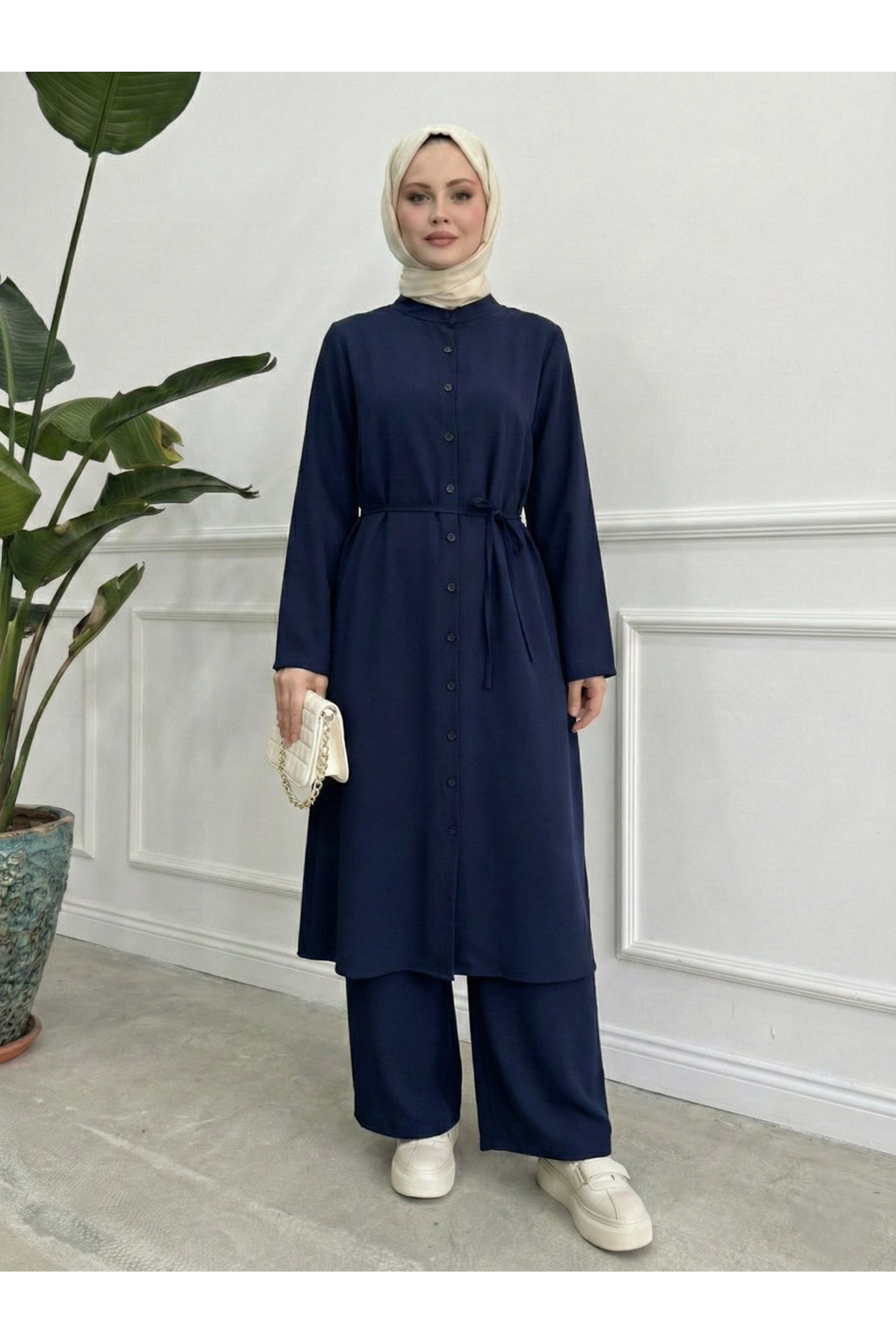 Hakim Yaka Uzun Pantolonlu Takım-Lacivert