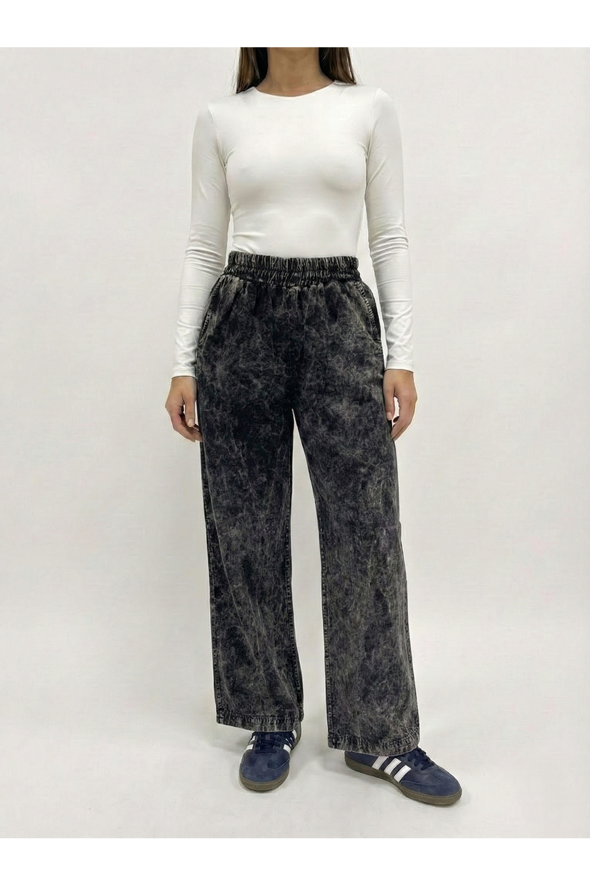 Cep Detay Lastikli Pantolon-Siyah