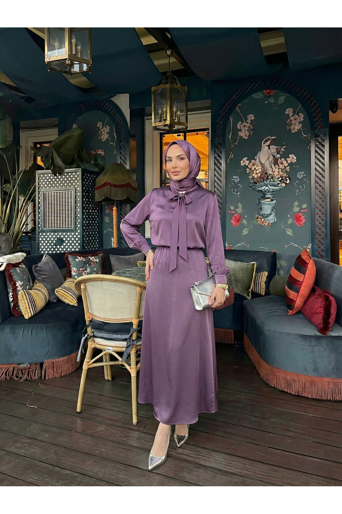 Yaka Bağlamalı Saten Etekli Takım-Gül Kurusu