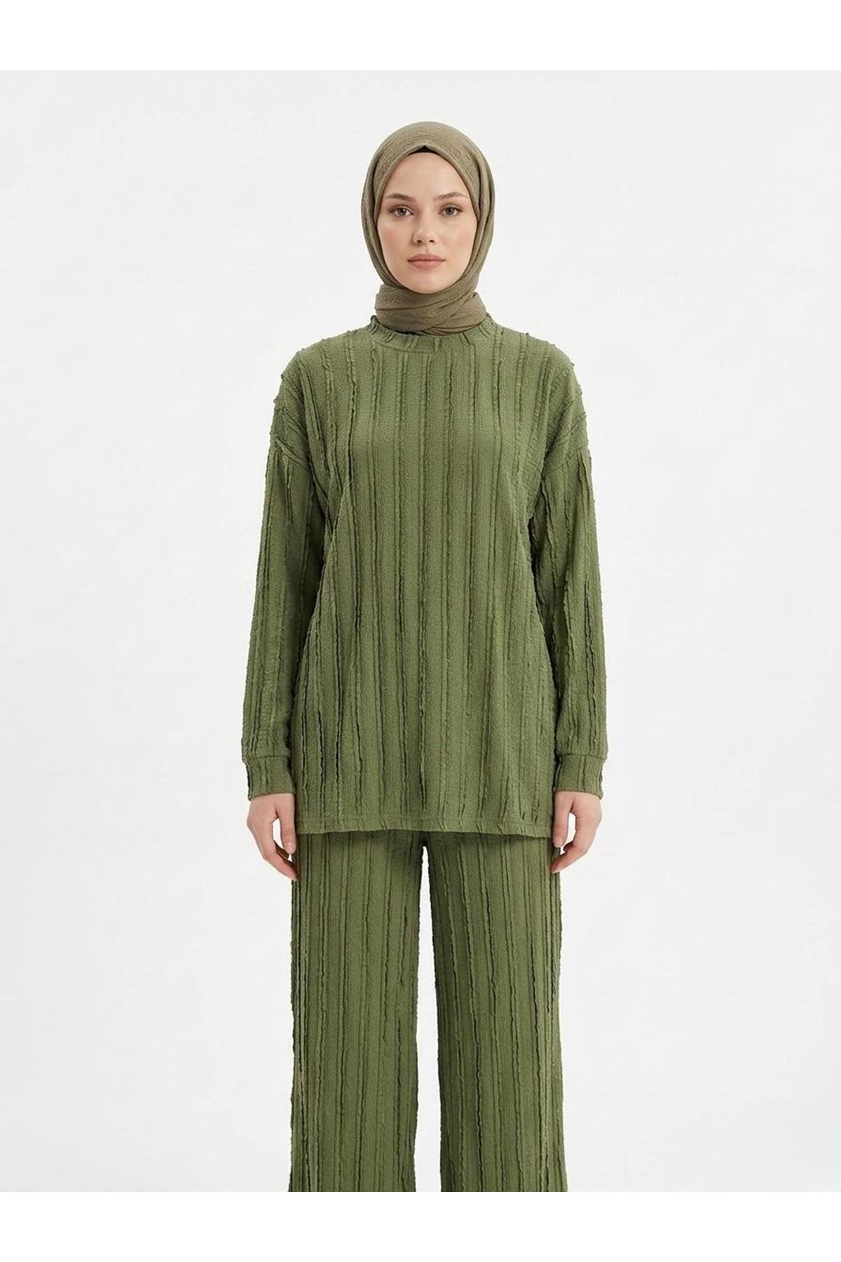 Pilise Dokulu Kemerli Pantolonlu Takım-Haki