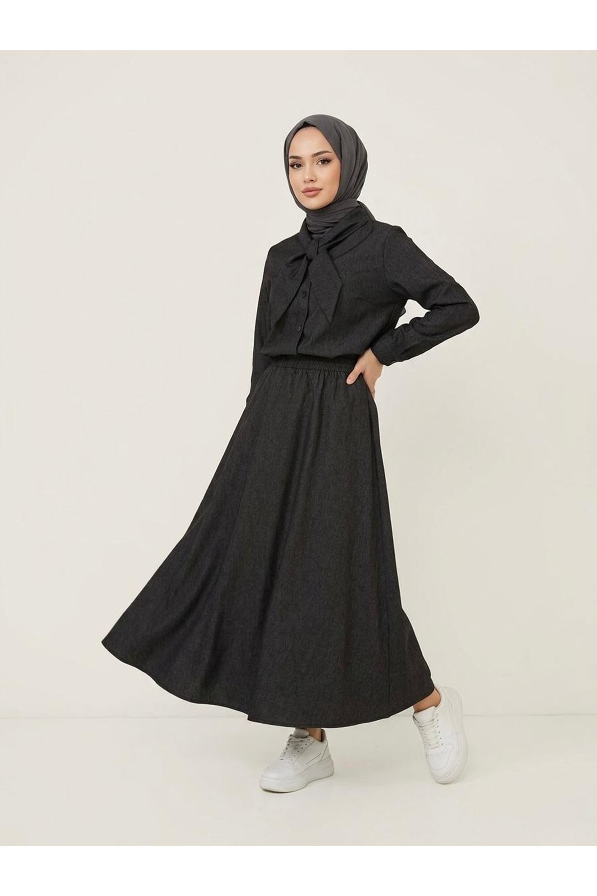 Yaka Detay Etekli Takım-Siyah