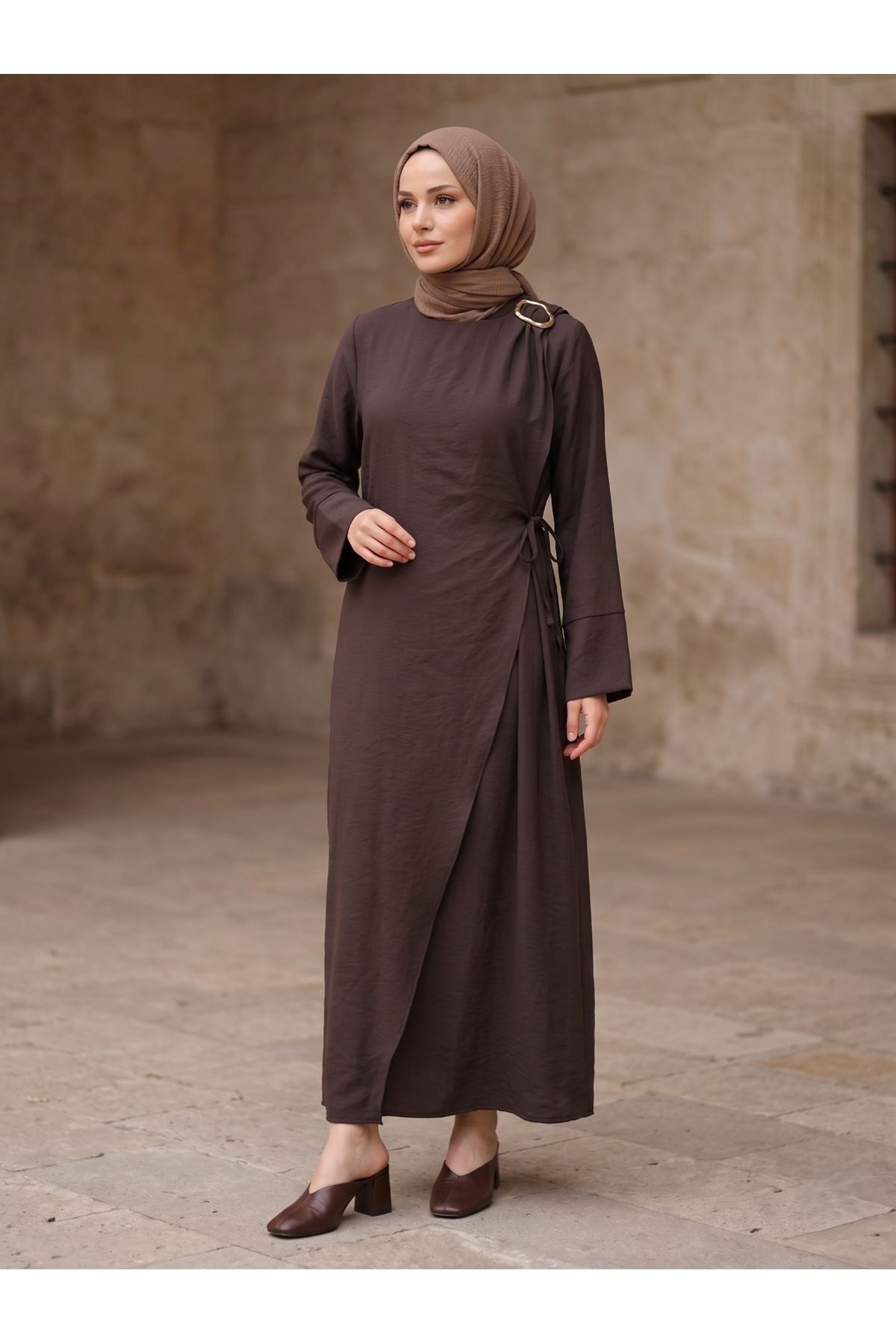 Omuz Pİle Toka DetayTensel  Elbise-Kahve