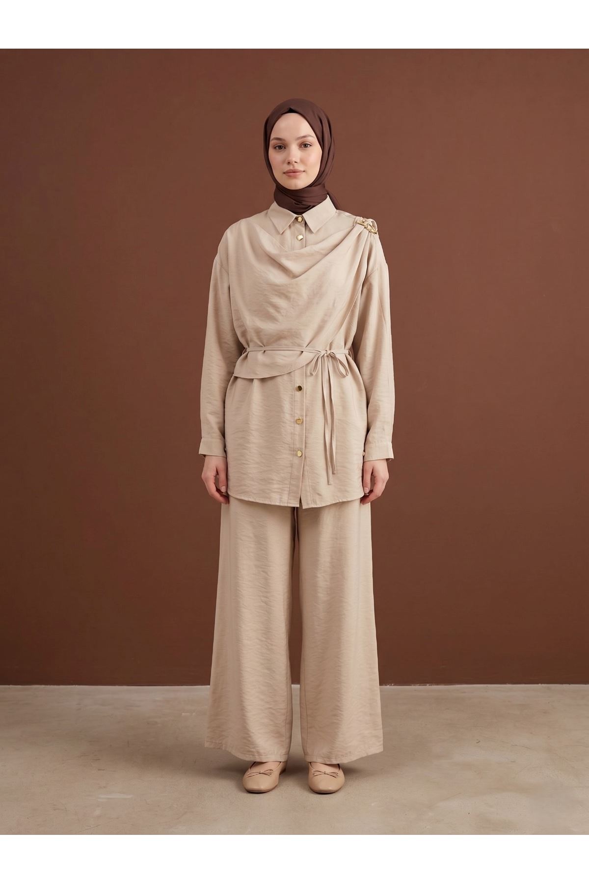 Omuz Toka Detay Aller Pantolonlu Takım-Taş