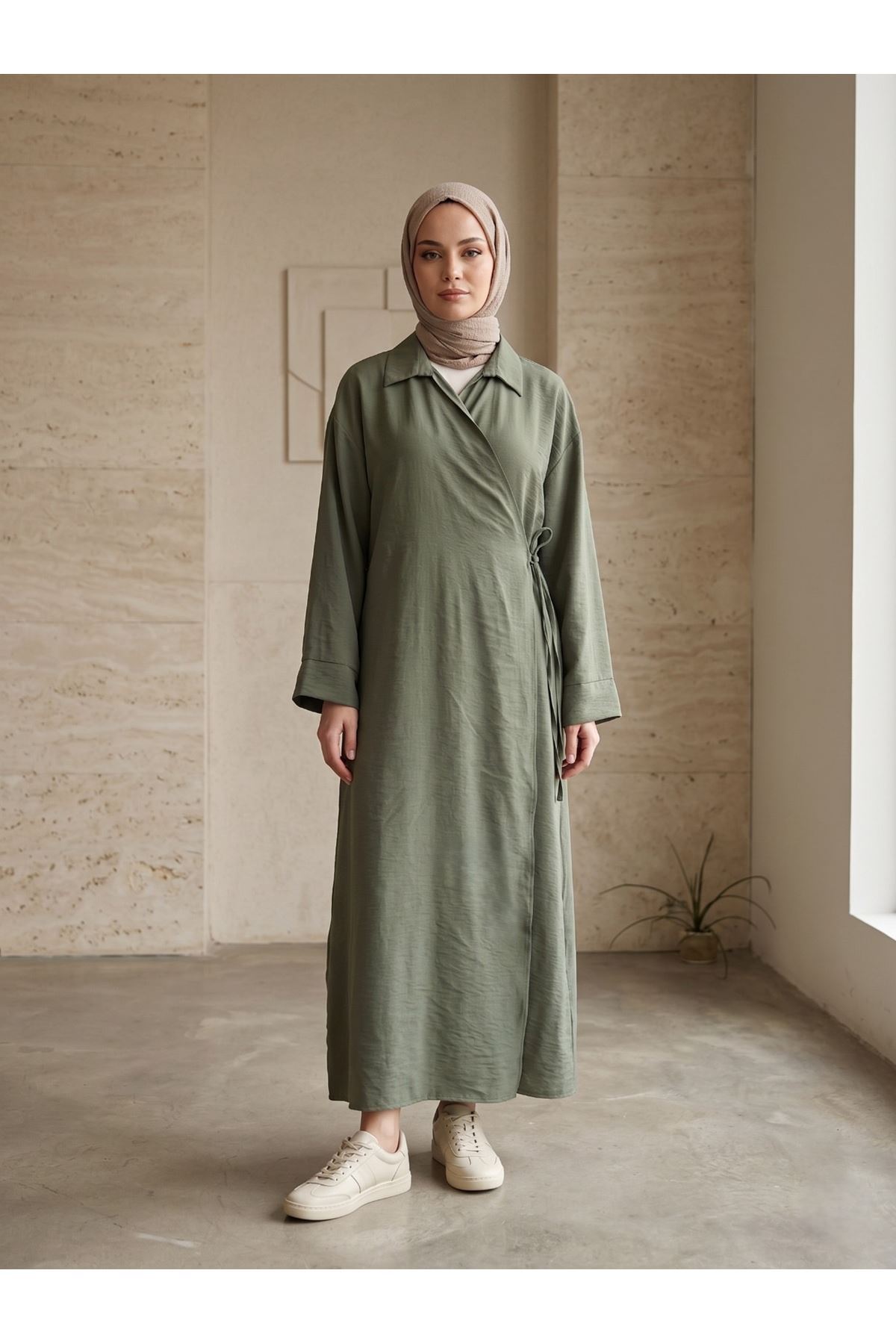 Yakalı Yandan Bağlamalı Uzun Ceket-Haki