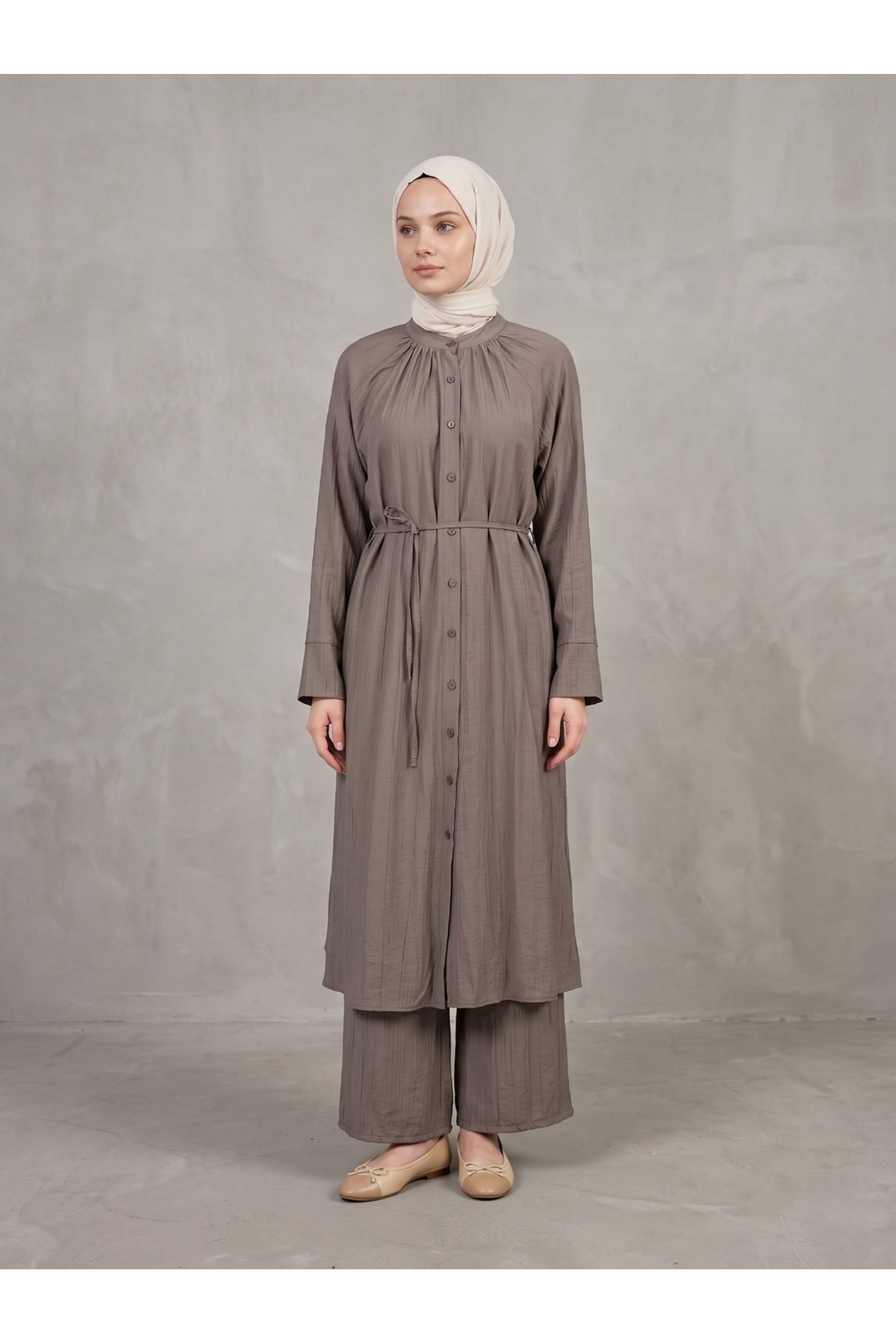 Hakim Yaka Uzun Pantolonlu Takım-Duman