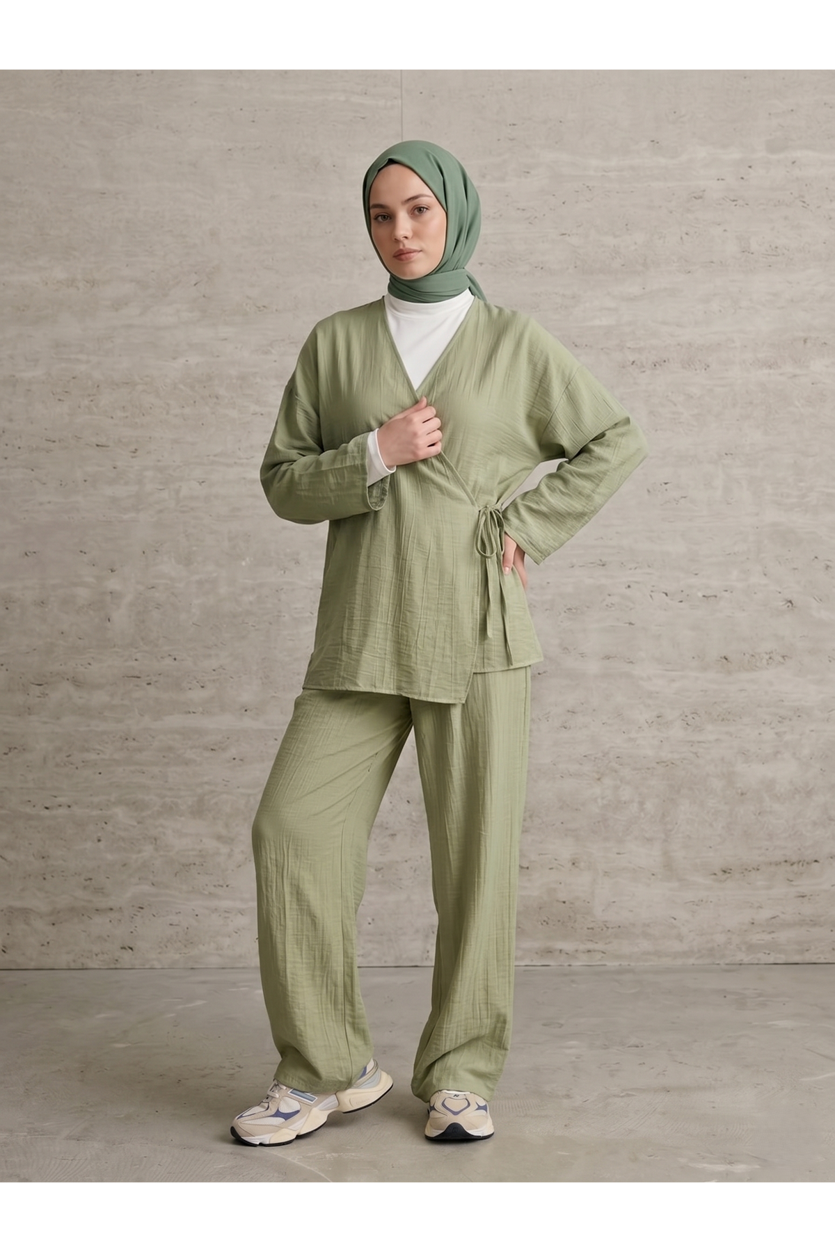 Yan Bağlamalı Çilek Takım-Haki