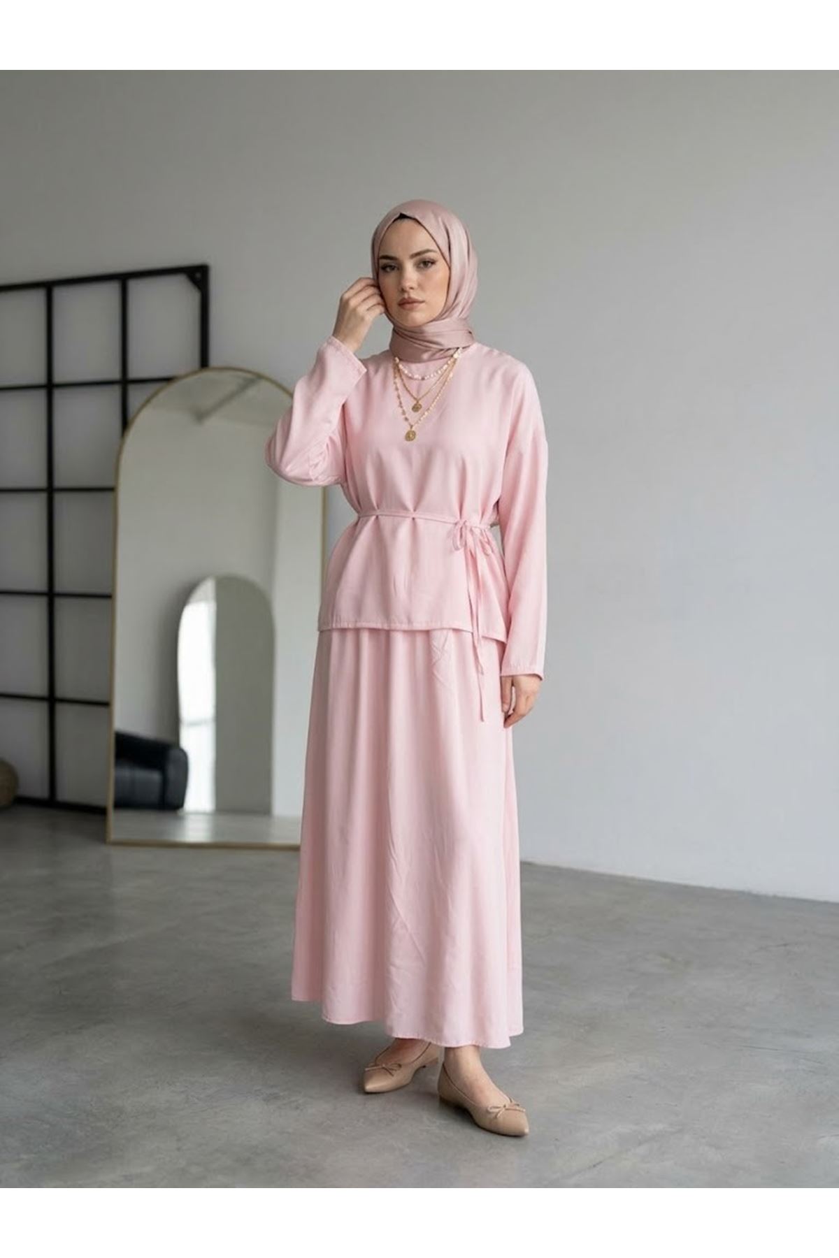 Arka Fermuarlı Etekli Takım-Pembe