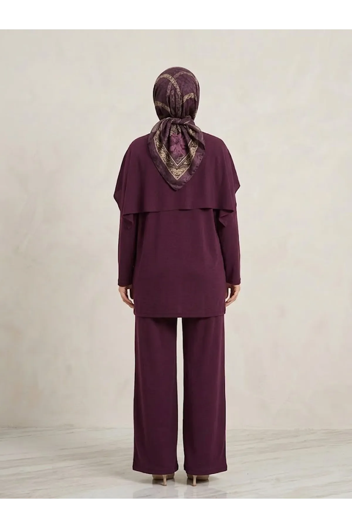 Pelerin Detay  Pantolonlu Pike Takım-Bordo