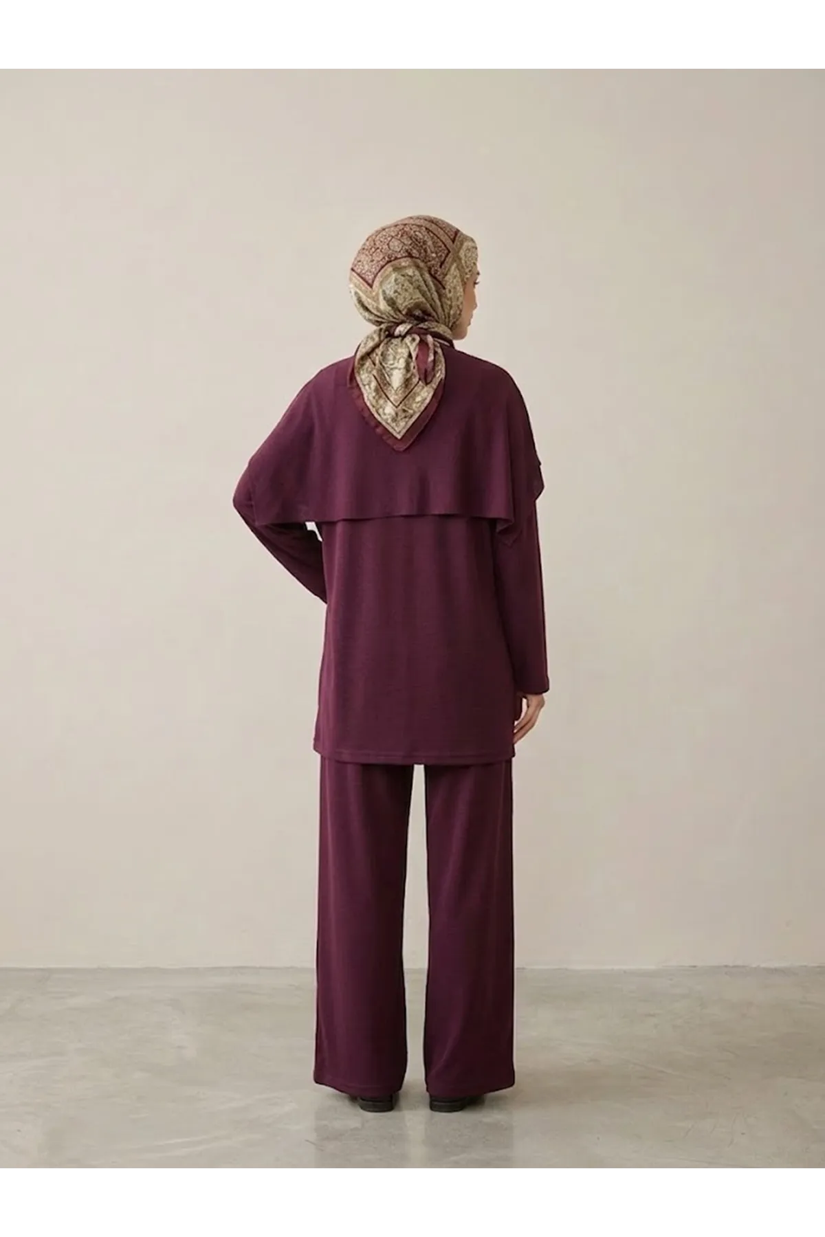 Pelerin Detay  Pantolonlu Pike Takım-Bordo