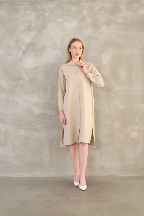 Kadın Düğme detaylı Gömlek Yaka Full Boydan Düğmeli Rahat Kalıp Uzun Tesettür Tunik-Taş