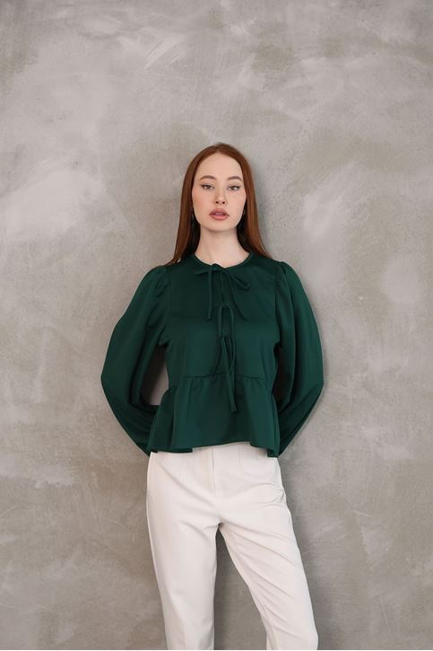 Yaka Biye Etek Büzgülü Tunik-Siyah