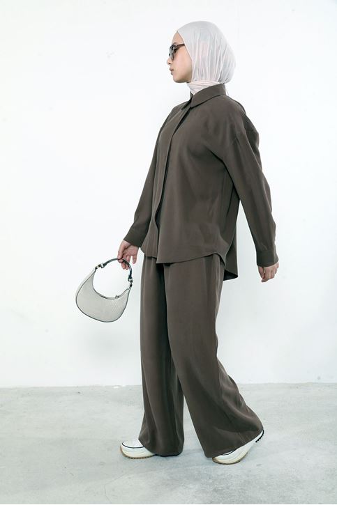 Arka Fermuar Detay Pantolonlu Takım-Kahve