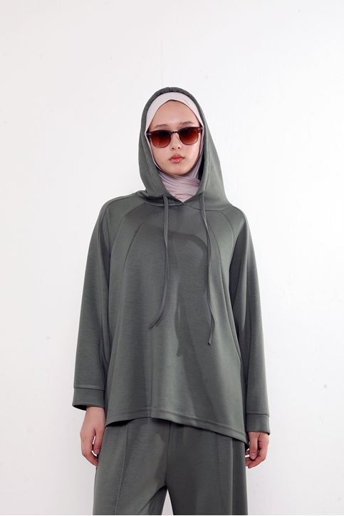 Kapşon Detay Pantolonlu Takım-Haki