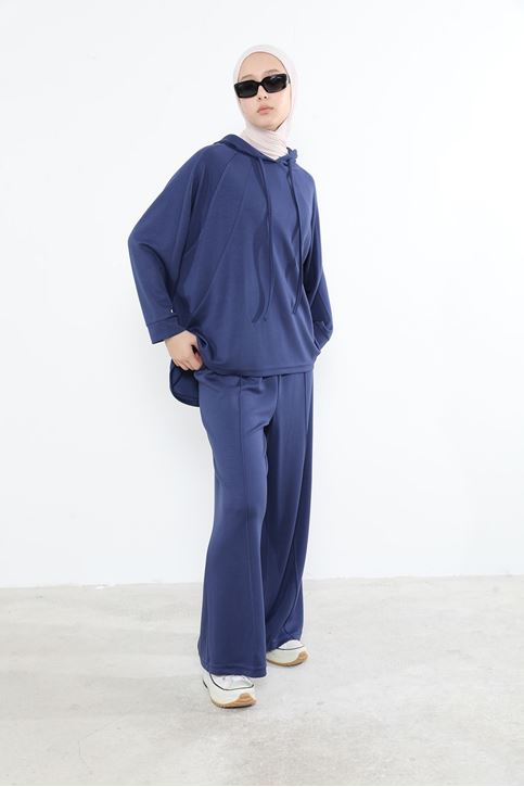 Kapşon Detay Pantolonlu Takım-Lacivert