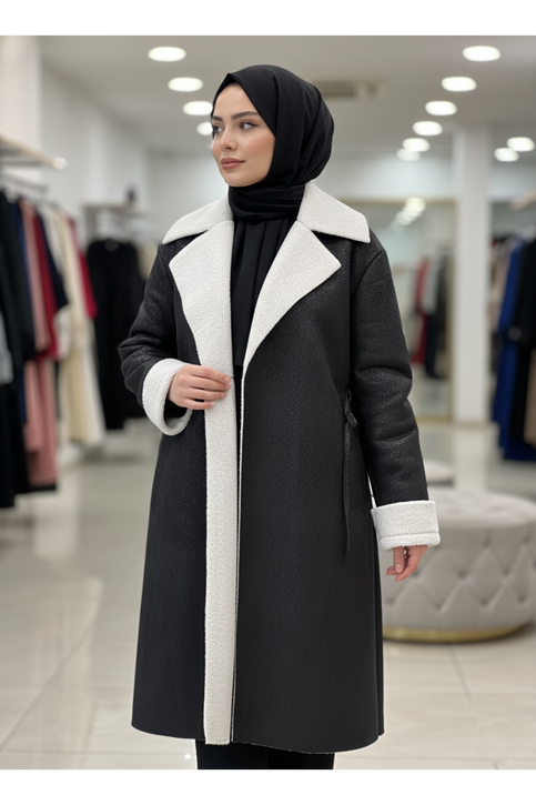 Uzun Boy Yan Bağlamalı Manşet Detaylı Kaban-Siyah