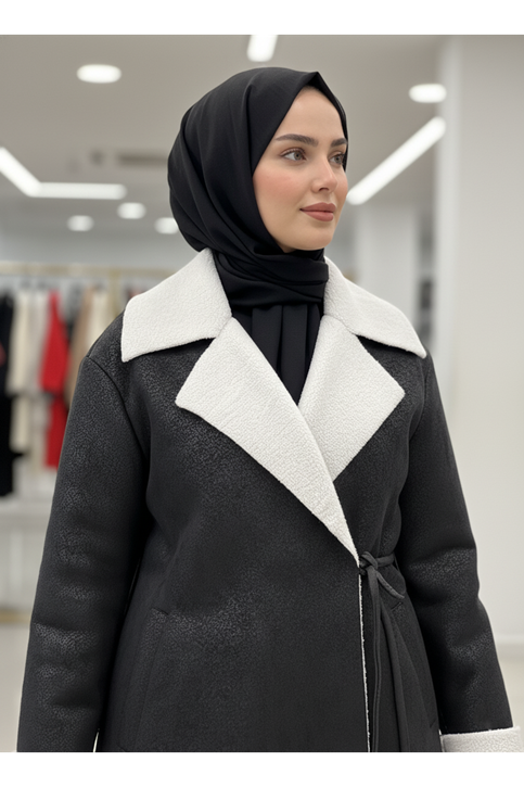 Uzun Boy Yan Bağlamalı Manşet Detaylı Kaban-Siyah