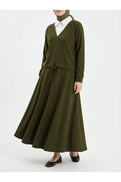 Beyaz Yaka Detaylı Örme Triko Takım-Haki