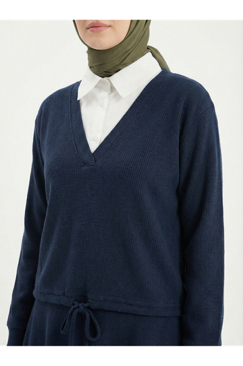 Beyaz Yaka Detaylı Örme Triko Takım-Lacivert