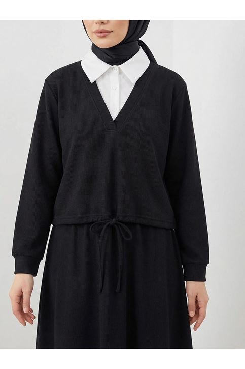 Beyaz Yaka Detaylı Örme Triko Takım-Siyah