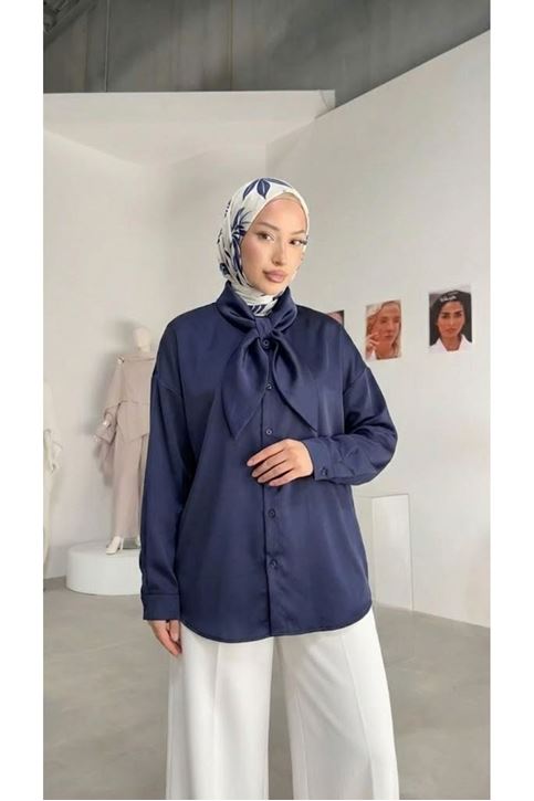 Yaka Detay Saten Tunik-Lacivert