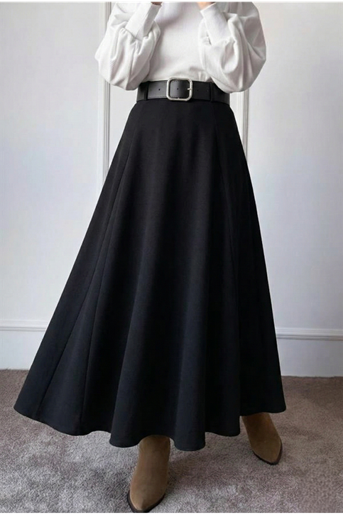 Kelebek Detay Krep Etek-Siyah