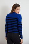 Bisiklet Yaka Çizgili Crop-Saks