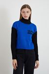 Balıkçı Yaka Yazılı Crop-Saks
